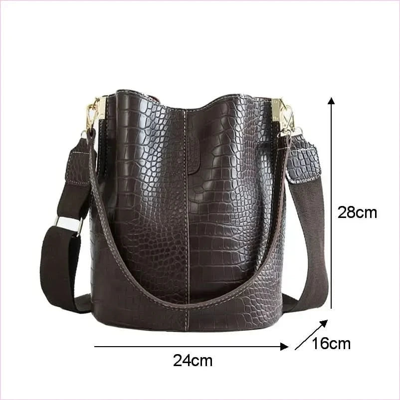 Crocodile Crossbody Bag for Women in Luxurious Style - Pleasures and Sins