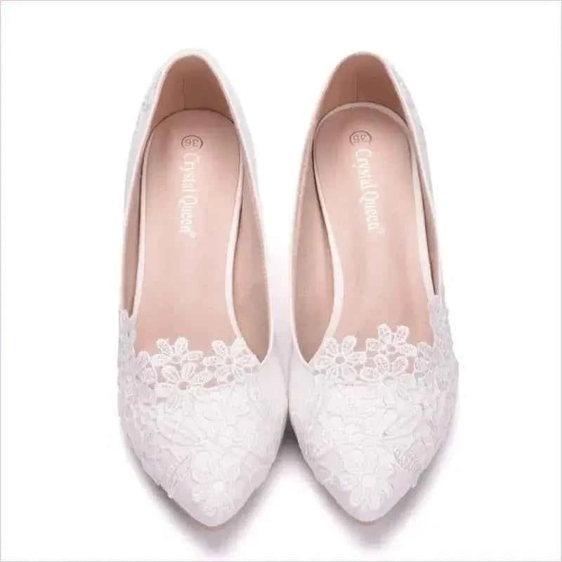 Elegant Lace Flower Wedding Shoes with Kitten Heels in White - Pleasures and Sins
