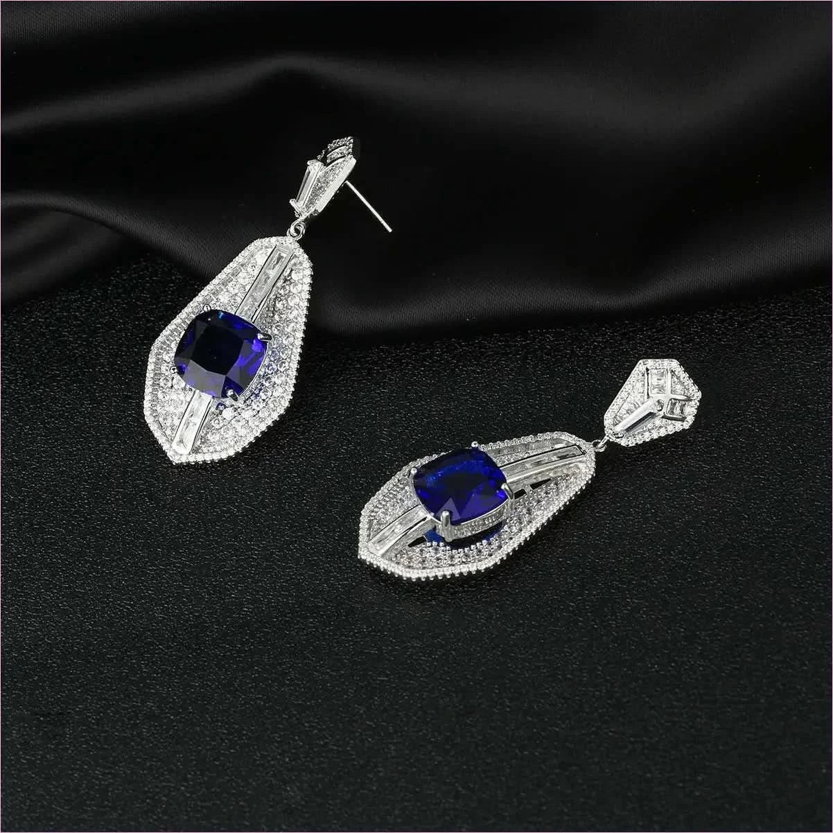 High-end Heavy Square Diamond Fan-shaped Inlaid Zircon Earrings - Pleasures and Sins