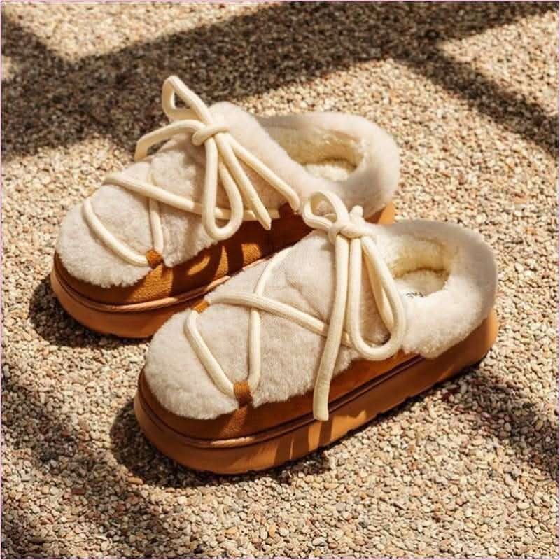 Ladies Outdoor Suede Platform Closed-toe Fur Slippers for Comfort and Style - Pleasures and Sins
