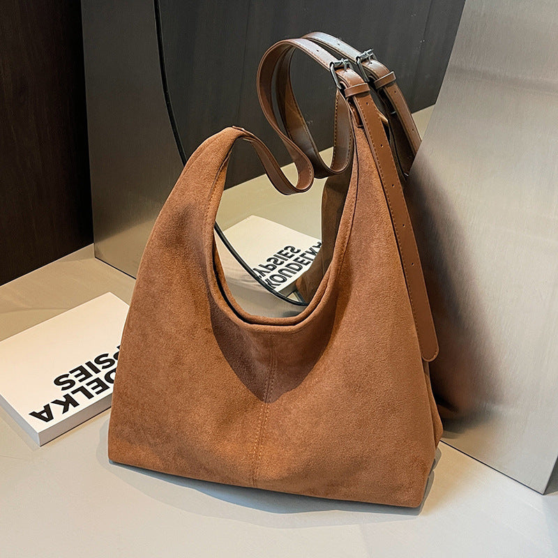 Autumn And Winter Faux Suede Large Capacity Bucket Tote Bag