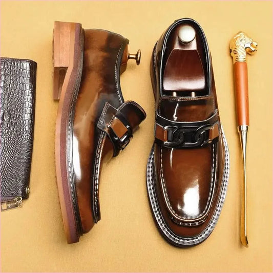 British-style Loafers with a Distinctive Buckle in Hand-carved Leather - Pleasures and Sins