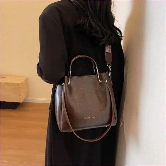 Brown Retro Large Capacity Tote Bag with Gold Hardware - Pleasures and Sins