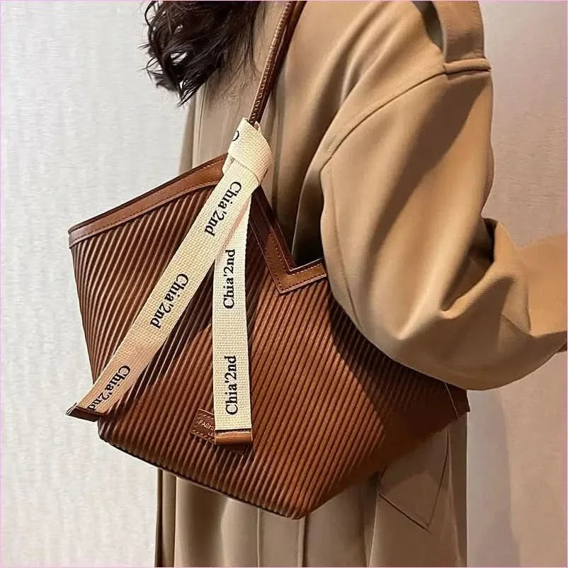 Cream Canvas Tote with Green Trim for Casual Luxury Fashion Students - Pleasures and Sins