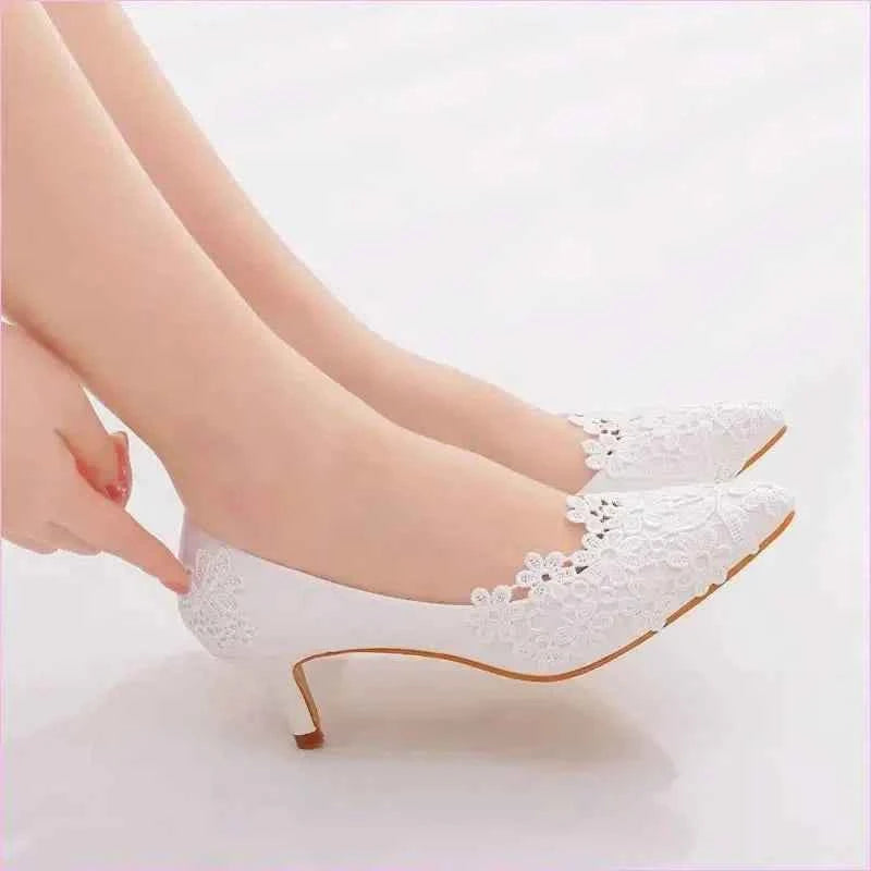 Elegant Lace Flower Wedding Shoes with Kitten Heels in White - Pleasures and Sins