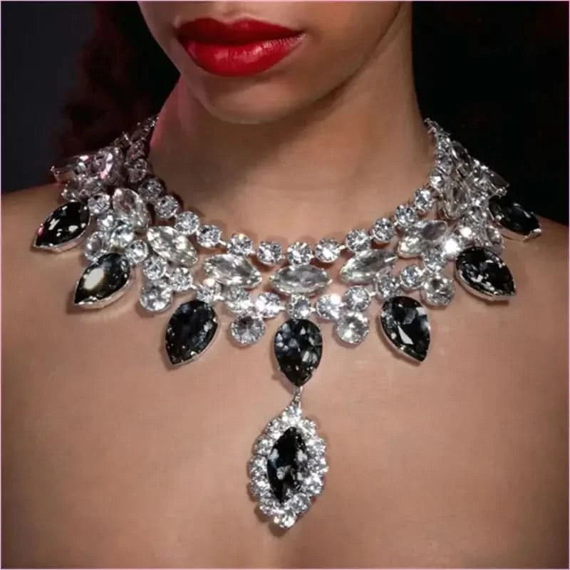 Exaggerated Crystal Large Floral-inspired Luxury Rhinestone Necklace - Pleasures and Sins