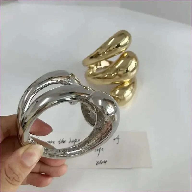 Geometric Spiral Water Droplet Opening Bracelet in Gold Tone - Pleasures and Sins
