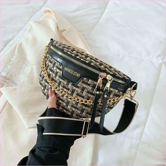 Luxurious Style Women’s Fashion Shoulder Bag with Elegant Chain Detail - Pleasures and Sins