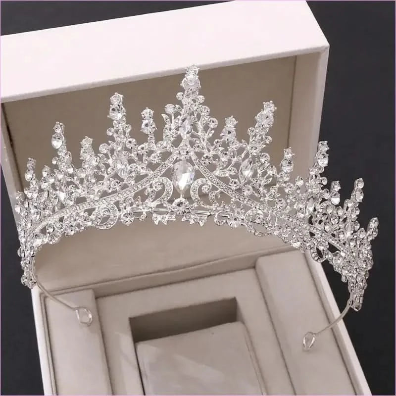 Magnificent Luxury Rhinestone Tiara for Wedding Crown Bride's Look - Pleasures and Sins