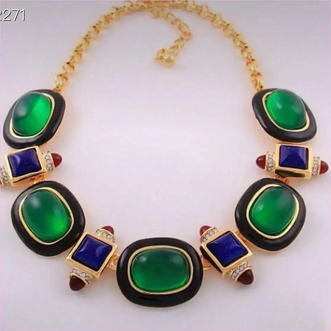 Medieval Retro Emerald Glass Exaggerated Statement Necklace - Pleasures and Sins