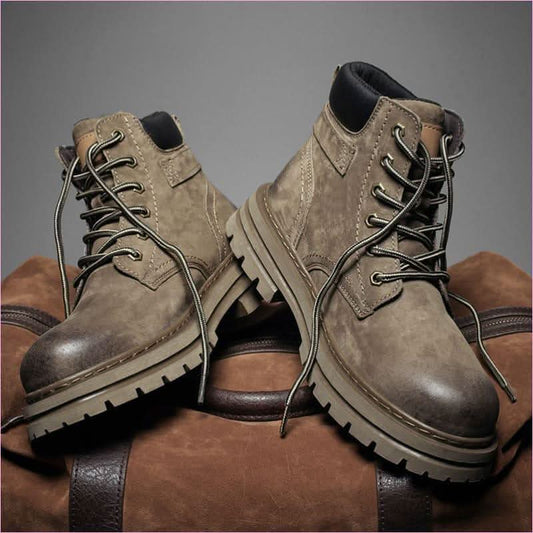 Retro Martin Boots with Frosted Heel for a Fashionable Steampunk Look - Pleasures and Sins