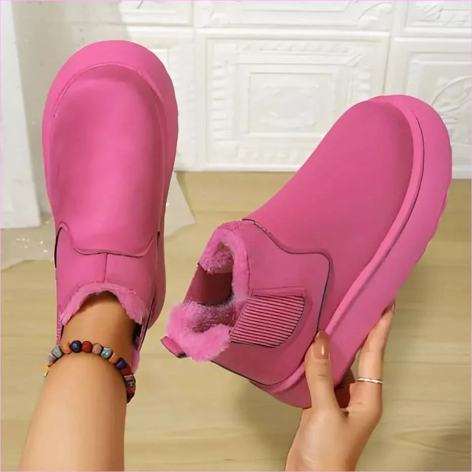 Womens Short Plush Tan Suede Ankle Boots for Casual Ugg Style - Pleasures and Sins