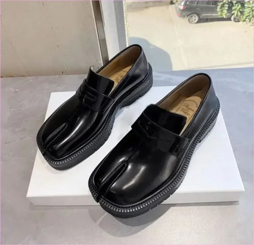 Womens Split Toe Casual Leather Shoes - Pleasures and Sins