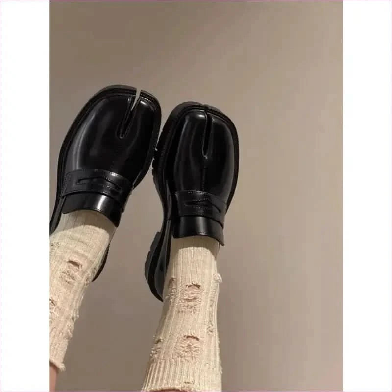 Womens Split Toe Casual Leather Shoes - Pleasures and Sins
