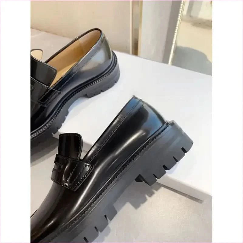 Womens Split Toe Casual Leather Shoes - Pleasures and Sins