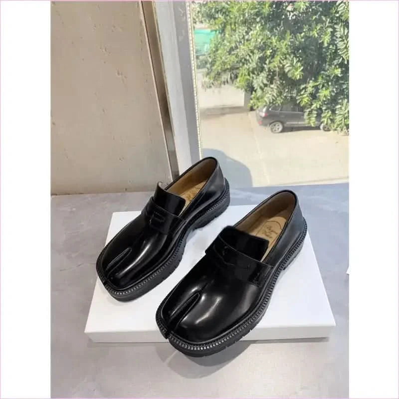 Womens Split Toe Casual Leather Shoes - Pleasures and Sins
